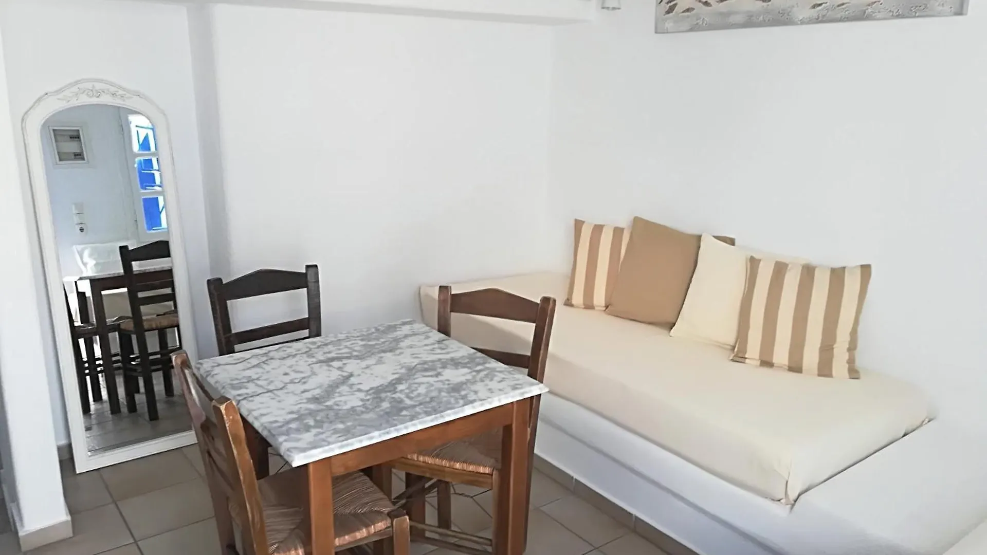 Markos Beach Rooms & Studios Mykonos Town