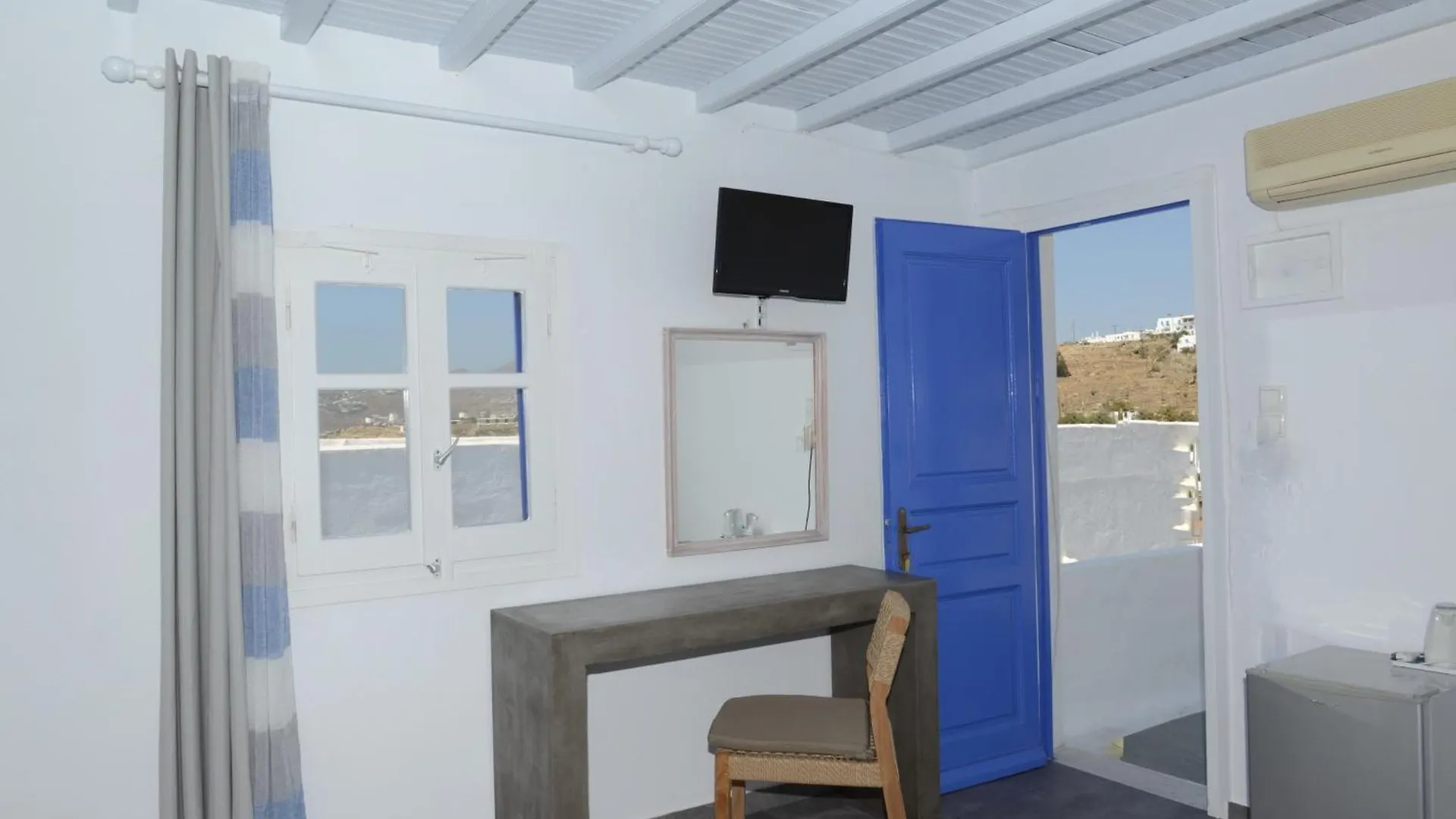 Markos Beach Rooms & Studios Mykonos Town 0*,  Греция