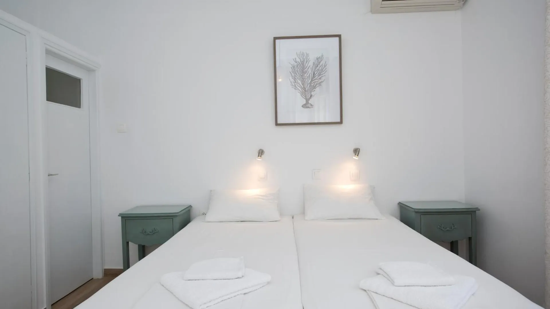 Markos Beach Rooms & Studios Mykonos Town Отель