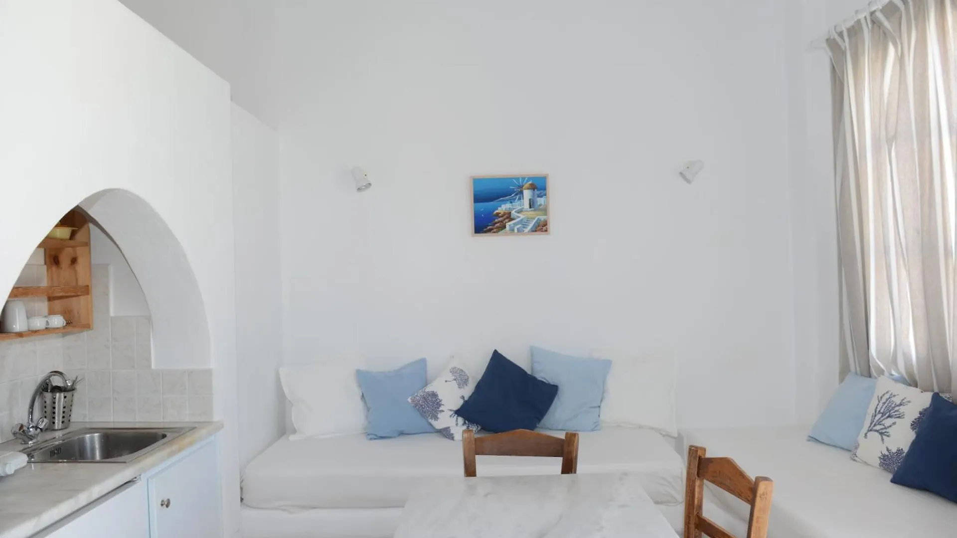 Markos Beach Rooms & Studios Mykonos Town Отель