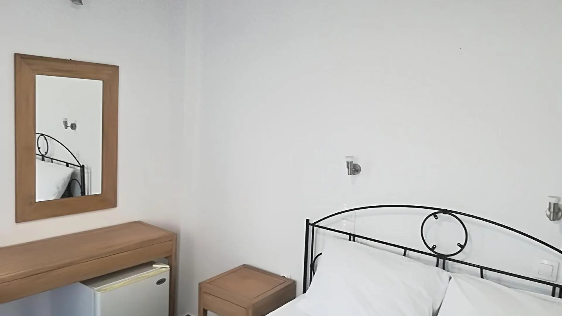 Отель Markos Beach Rooms & Studios Mykonos Town
